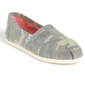 TOMS Camo Shoes